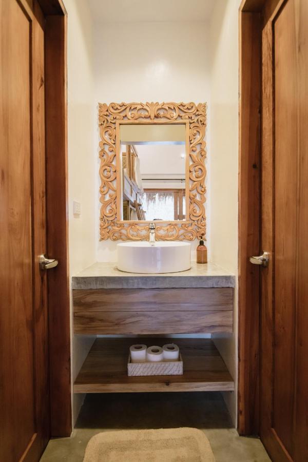 ג'נרל לונה Las Palmas Villas And Casitas Siargao מראה חיצוני תמונה